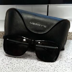 MERRY’S VINTAGE POLARIZED SUNGLASSES IN Black with CASE